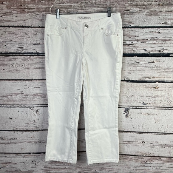 Maurices White Denim Cropped Jeans Size 6 Mid Rise 22.5” Inseam 5-Pockets Spring - Picture 1 of 16